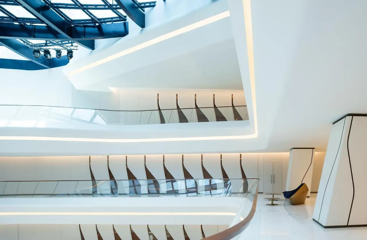 فندق Me Dubai By Melia