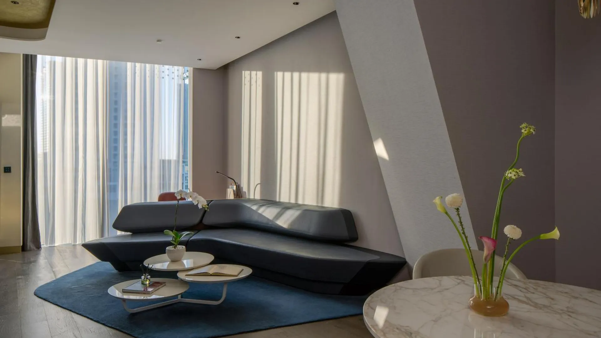 Hotel Me Dubai By Melia 5*,