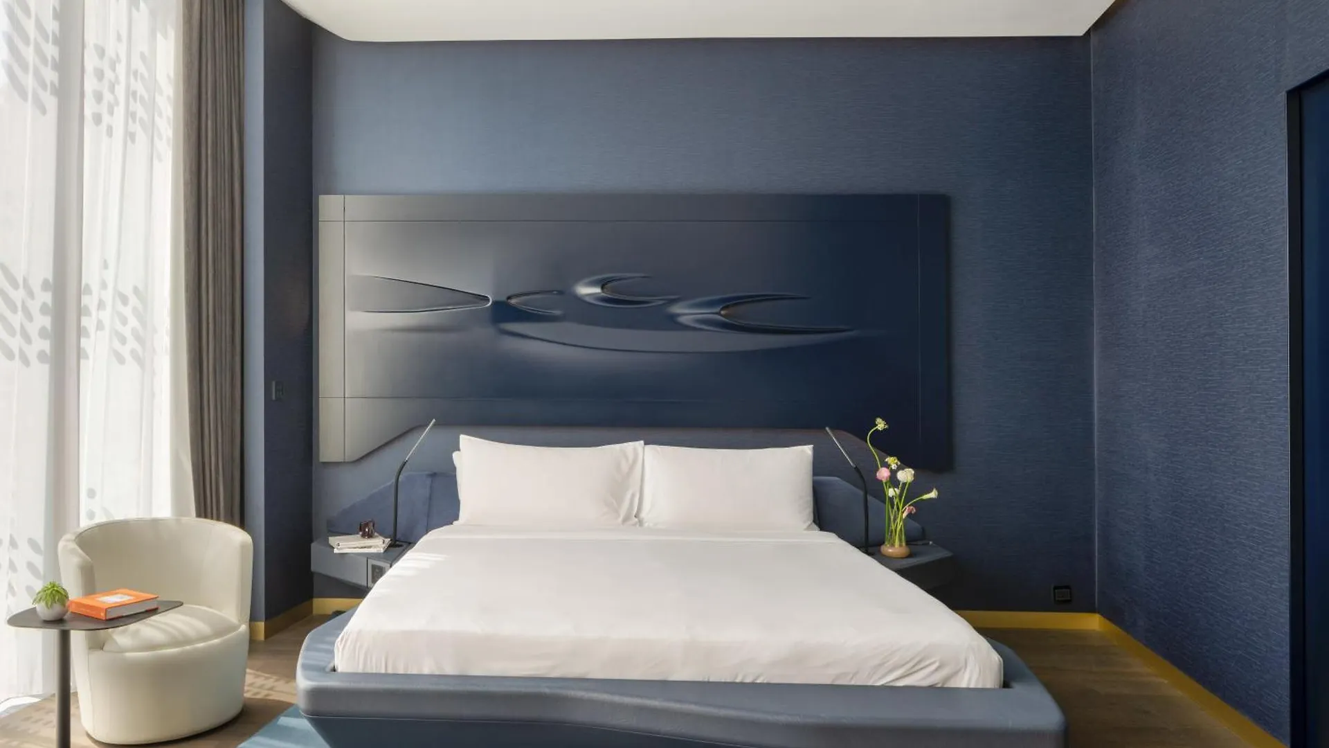 Hotel Me Dubai By Melia 5*,