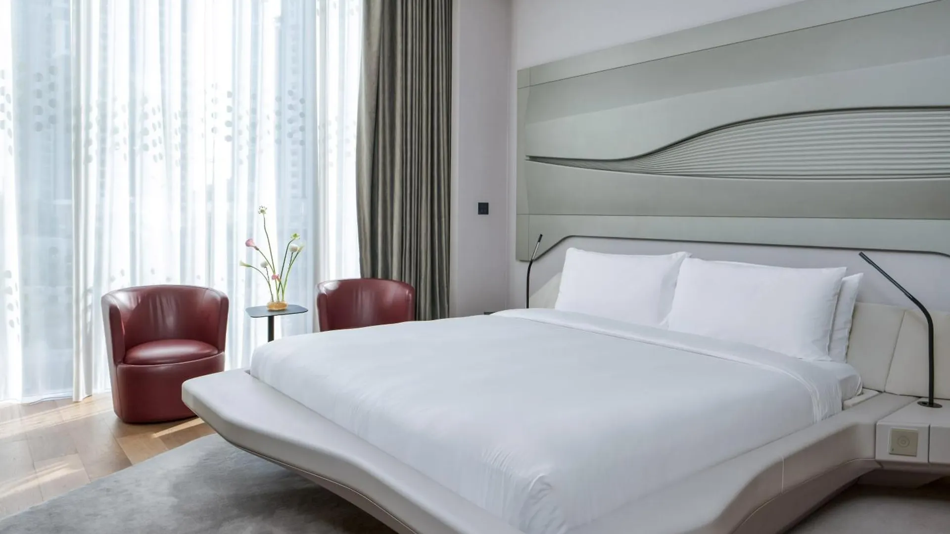 Me Dubai By Melia Hotel